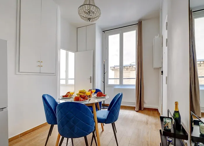 Апартаменты Bnbnova - 2br - Le Marais & Montorgueil *
