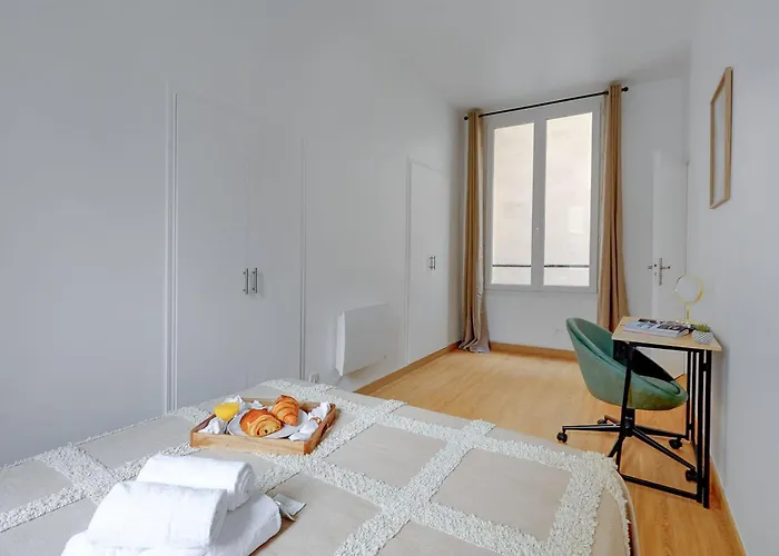 Апартаменты Bnbnova - 2br - Le Marais & Montorgueil *
